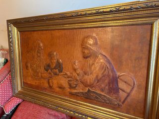 Cuadro repujado en cuero con marco madera