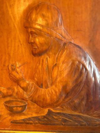 Cuadro repujado en cuero con marco madera