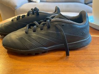 Botas fútbol multitaco Adidas Predator Talla 31,5