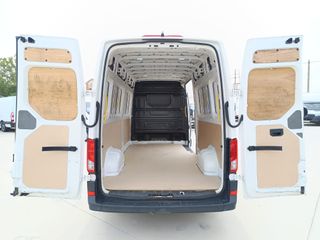Volkswagen Crafter FURGON LARGO L4H3 140 CV