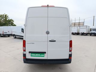 Volkswagen Crafter FURGON LARGO L4H3 140 CV