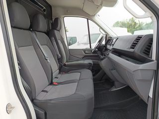 Volkswagen Crafter FURGON LARGO L4H3 140 CV