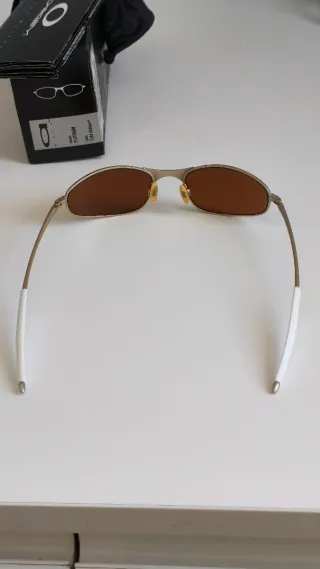 Oakley A-Wire 2.0 Platinum Gold Iridium