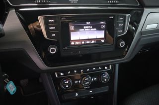 Volkswagen Touran 1.6 TDI 110cv 7 PLAZAS