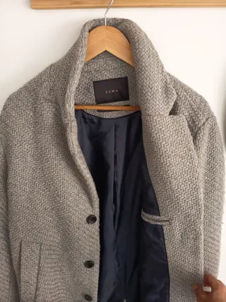 Chaquetón Zara Gris
