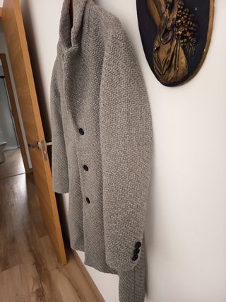 Chaquetón Zara Gris