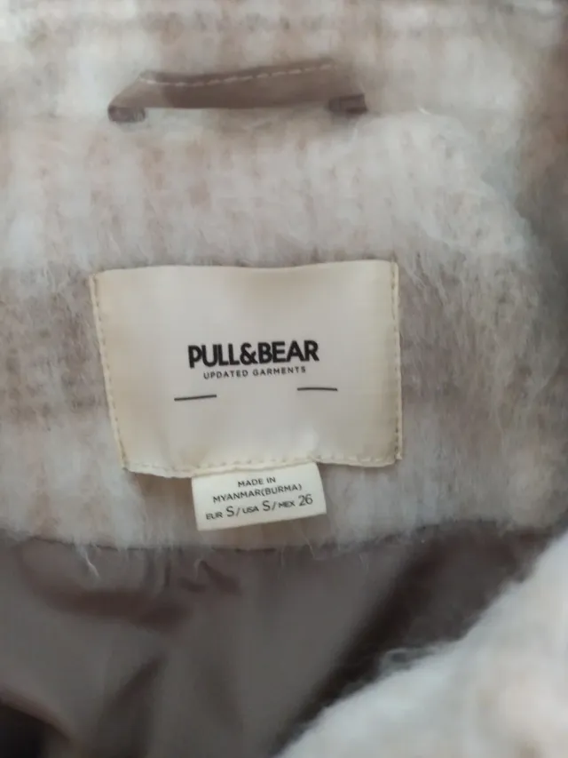 Chaqueta a cuadros beige y blanca