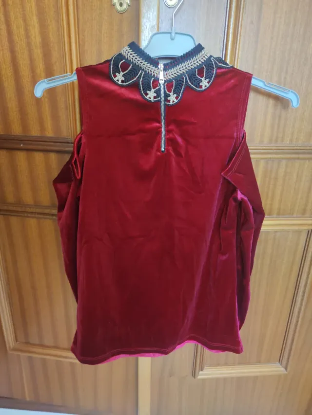 Camiseta terciopelo granate manga larga