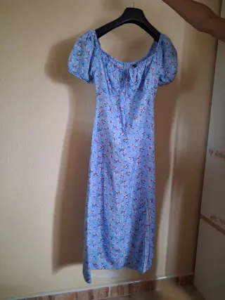 Vestido floral celeste manga corta
