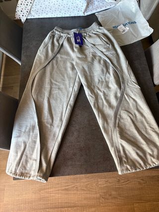 Pantalón chándal gris Noemotions