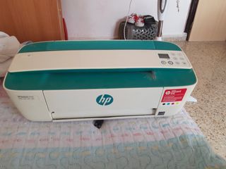 Impresora HP DeskJet 3735