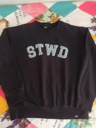 Sudadera STWD Pull&Bear Negra