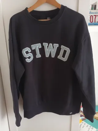 Sudadera STWD Pull&Bear Negra