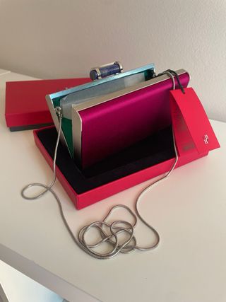 Bolso Clutch CH Insignia Rosa Nuevo