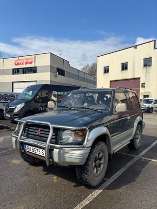 Mitsubishi Montero 