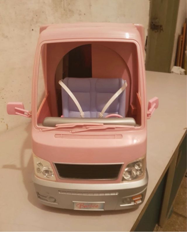 Camper Barbie