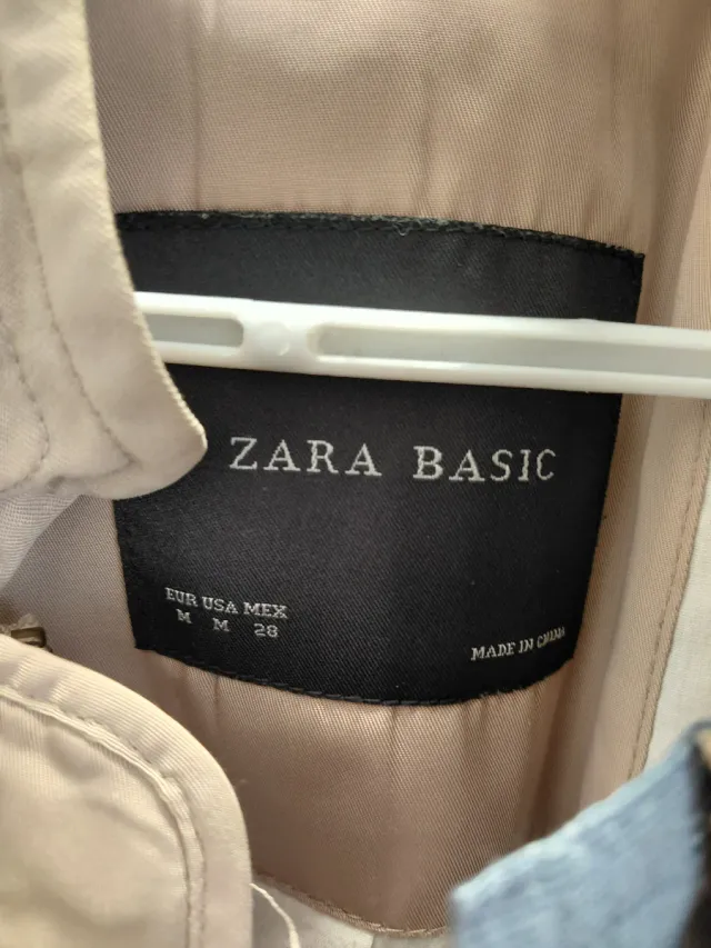 Chaqueta beige mujer