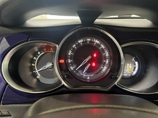 Citroen DS3  CABRIO 1.6 e-HDI SPORT  AUT.2013