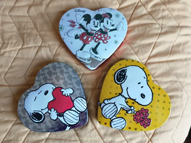 Cajita metal Corazón Disney Mickey Minnie amor