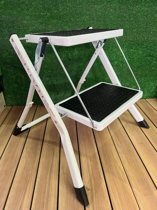 Escalera Plegable SONGMICS 2 Peldaños
