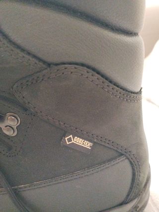 Bota de seguridad FAL CHIRUCA negra