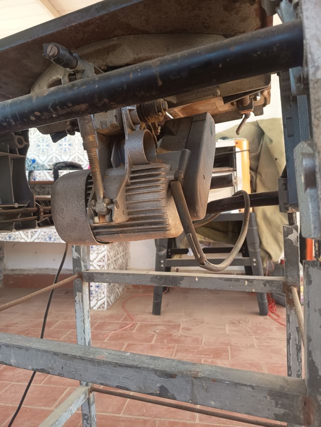 Mesa de corte para madera