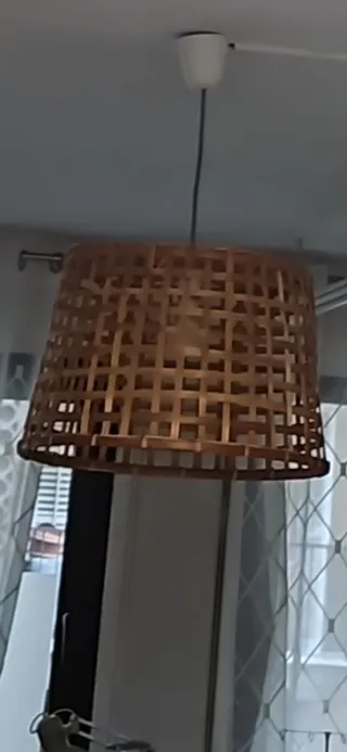 Pantalla lámpara bambú tejida