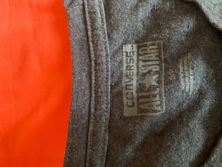 Camiseta Converse Gris Estampada