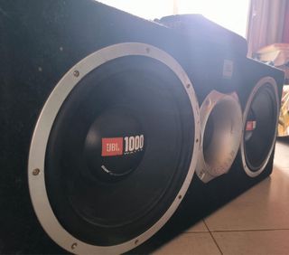 Subwoofer JBL Doble GT Series etapa ALPINE 350RMS