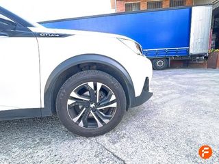 Peugeot 2008 GT Line Puretech 130 S&S EAT8