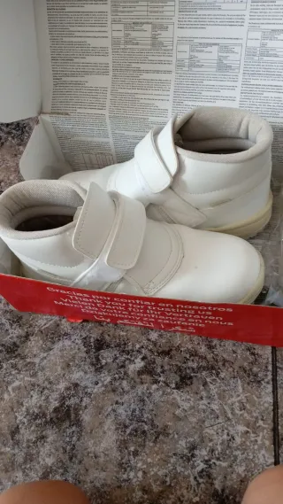 Zapatos de seguridad blancos