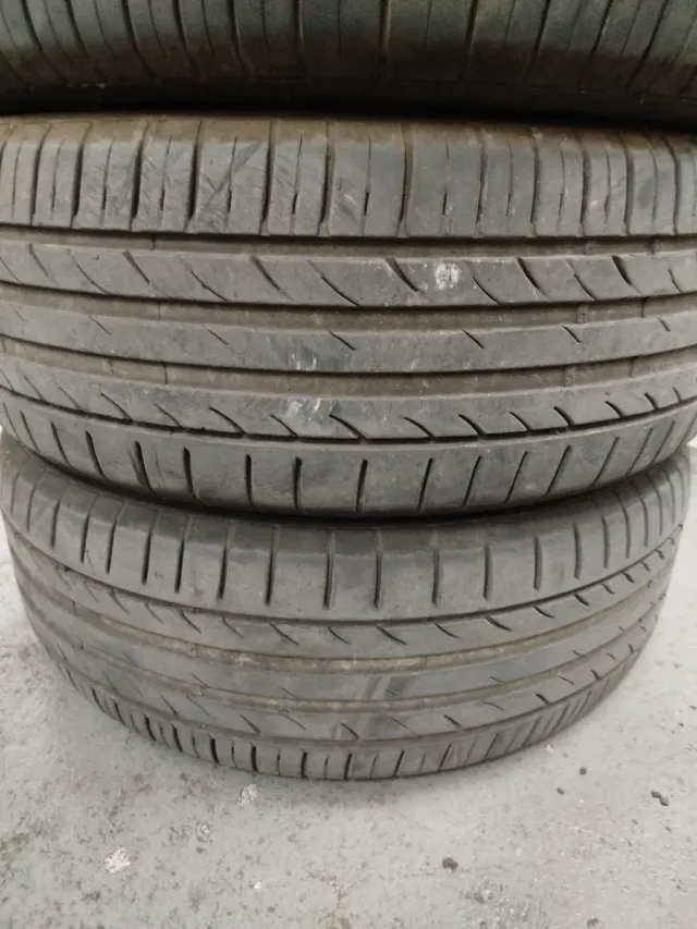 Neumáticos de coche