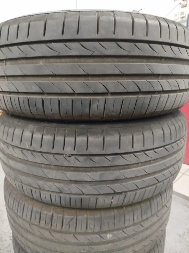 Neumáticos de coche