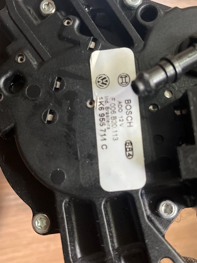 Motor limpiaparabrisas trasero Golf V