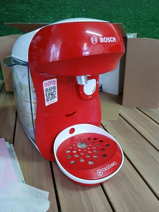 Cafetera TASSIMO Bosch Happy roja