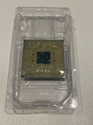 AMD Ryzen 7 5700X 