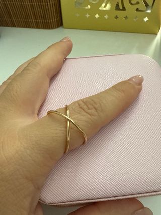 Anillo dorado ajustable
