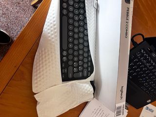 Logitech Pebble 2 Combo Teclado y Ratón