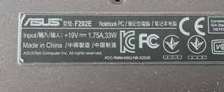 Portátil Asus Táctil F202E
