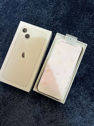 iPhone 13 Blanco 128GB con CAJA ORIGINAL