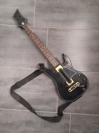 Playstation / Xbox guitar hero live activision