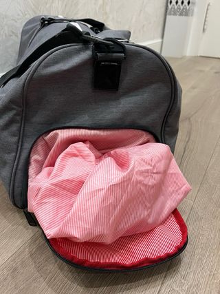 Bolsa Herschel Novel 42.5L Gris