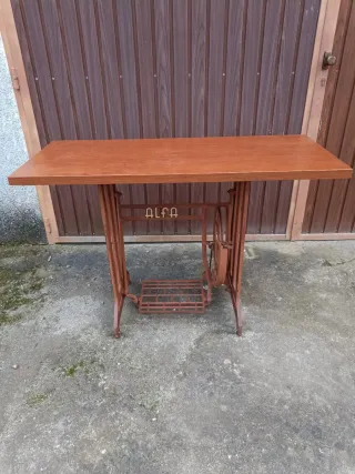 Mesa antigua pie de máquina de coser mármol