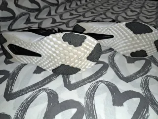 ZAPATILLAS NIKE ORIGINALES NEGRAS  Y BLANCAS