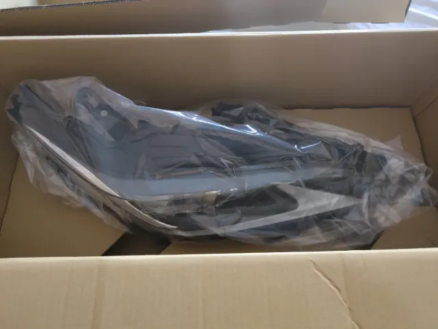 Faro Delantero Derecho Lexus ES300h Nuevo Original