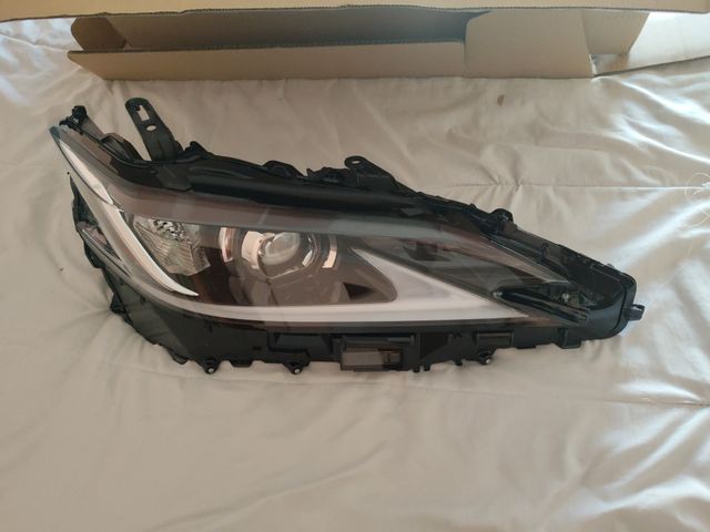 Faro Delantero Derecho Lexus ES300h Nuevo Original