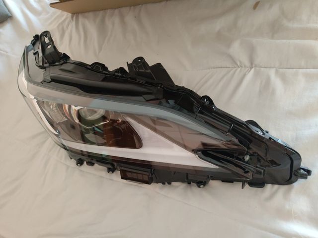 Faro Delantero Derecho Lexus ES300h Nuevo Original