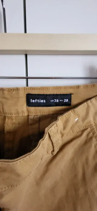 Pantalón ancho marrón