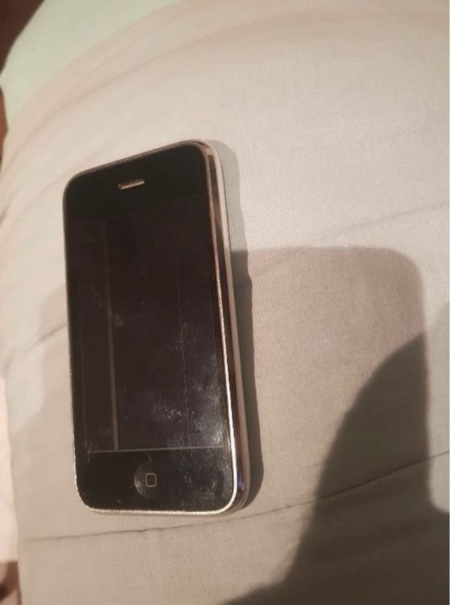 Iphone 3 e accessorio