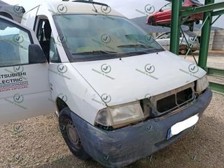 SOLO DESPIECE FIAT SCUDO Caja/Chasis (220_) 1.9 D 